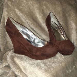 Bamboo brown wedge heels size 11